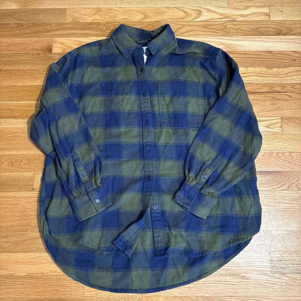 Aerie Navy and Olive Checkered Button Down Shirt
